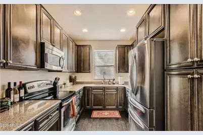 5550 N 16th Street #113, Phoenix, AZ 85016 - Photo 14