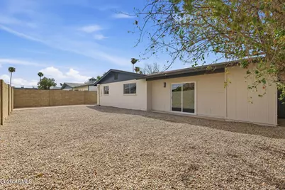 3918 W Kaler Drive, Phoenix, AZ 85051 - Photo 38