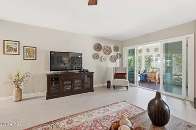 6254 E Catalina Drive, Scottsdale, AZ 85251 - Photo 6