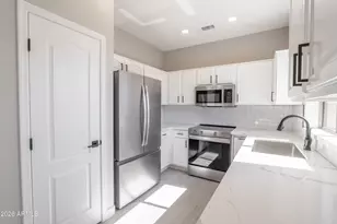 19241 N Emerald Cove Way, Surprise, AZ 85387 - Photo 6
