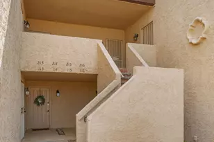 8649 E Royal Palm Rd, Scottsdale, AZ 85258 - Photo 22