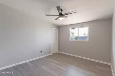 4230 N 49th Drive, Phoenix, AZ 85031 - Photo 16
