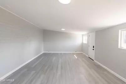 4230 N 49th Drive, Phoenix, AZ 85031 - Photo 32