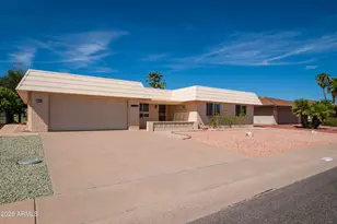 9723 W Briarwood Cir, Sun City, AZ 85351 - Photo 2