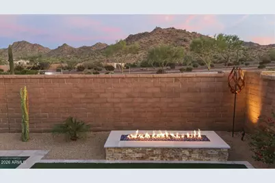 16849 W Paseo Way, Goodyear, AZ 85338 - Photo 8