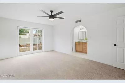 2439 W Kiowa Avenue, Mesa, AZ 85202 - Photo 26