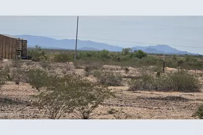304Xx W Pinnacle Vista Road #-, Wittmann, AZ 85361 - Photo 16