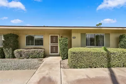 10915 W Santa Fe Drive, Sun City, AZ 85351 - Photo 2