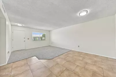 10915 W Santa Fe Drive, Sun City, AZ 85351 - Photo 12