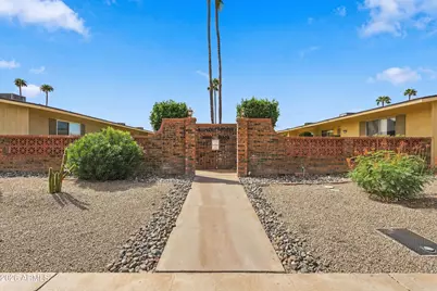 10915 W Santa Fe Drive, Sun City, AZ 85351 - Photo 4