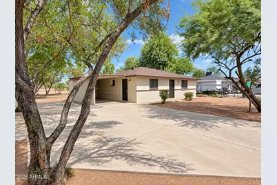 3841 N 63rd Drive, Phoenix, AZ 85033 - Photo 1