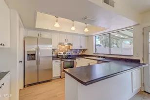 18652 N 12th Ave, Phoenix, AZ 85027 - Photo 6