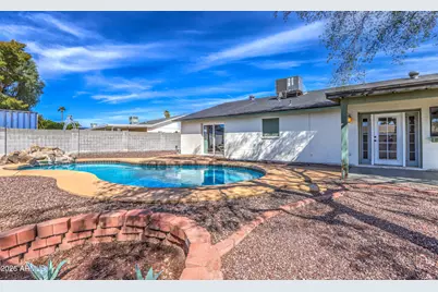 18652 N 12th Avenue, Phoenix, AZ 85027 - Photo 32