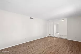 852 E Acapulco Ln, Phoenix, AZ 85022 - Photo 8