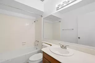 852 E Acapulco Ln, Phoenix, AZ 85022 - Photo 30