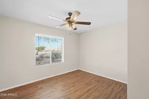 852 E Acapulco Ln, Phoenix, AZ 85022 - Photo 28