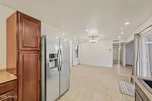6007 S 42nd St, Phoenix, AZ 85042 - Photo 8