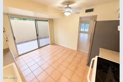 6626 N Majorca Lane W, Phoenix, AZ 85016 - Photo 18