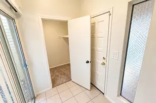 6626 N Majorca Ln W, Phoenix, AZ 85016 - Photo 8