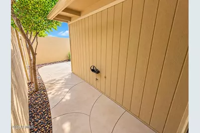 6626 N Majorca Lane W, Phoenix, AZ 85016 - Photo 44