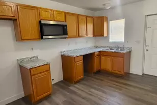 2602 E Southgate Ave, Phoenix, AZ 85040 - Photo 4