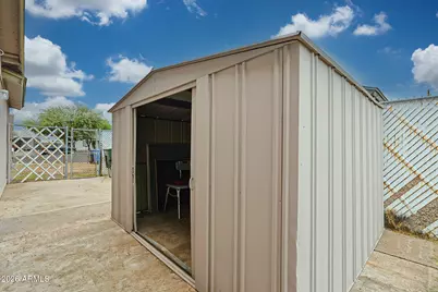 4837 N 81st Avenue, Phoenix, AZ 85033 - Photo 26