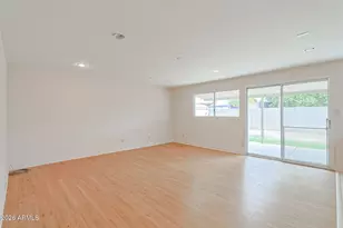 4837 N 81st Ave, Phoenix, AZ 85033 - Photo 12