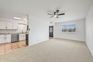 12214 N Augusta Dr, Sun City, AZ 85351 - Photo 6