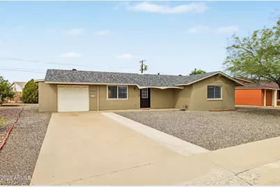12214 N Augusta Drive, Sun City, AZ 85351 - Photo 2