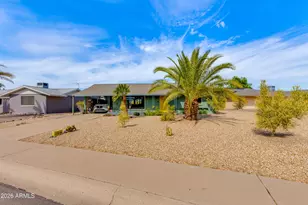 11844 N Cherry Hills Dr E, Sun City, AZ 85351 - Photo 1