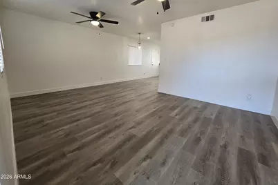 264 E 9th Drive, Mesa, AZ 85210 - Photo 4