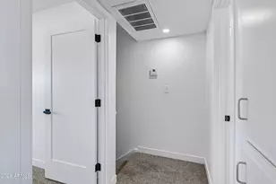 2415 N 71st St, Scottsdale, AZ 85257 - Photo 14