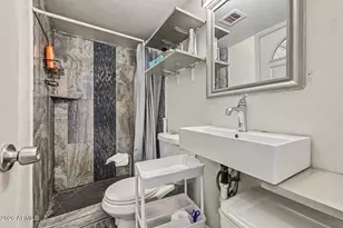 2512 N 48th Dr N, Phoenix, AZ 85035 - Photo 8