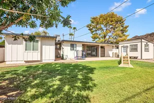 1225 E Seldon Ln, Phoenix, AZ 85020 - Photo 38