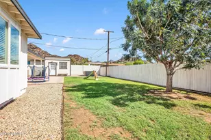 1225 E Seldon Ln, Phoenix, AZ 85020 - Photo 36