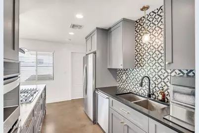 1225 E Seldon Lane, Phoenix, AZ 85020 - Photo 4