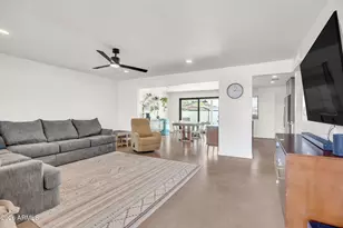 1225 E Seldon Ln, Phoenix, AZ 85020 - Photo 8