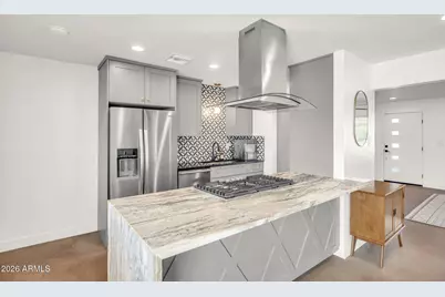 1225 E Seldon Lane, Phoenix, AZ 85020 - Photo 2