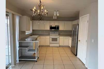 128 W Oxford Lane, Gilbert, AZ 85233 - Photo 4