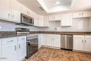 2812 N 45th Ave, Phoenix, AZ 85035 - Photo 2