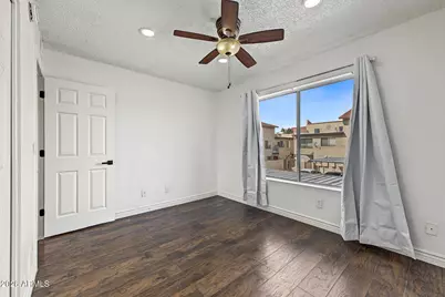 4828 W Orangewood Avenue #202, Glendale, AZ 85301 - Photo 18