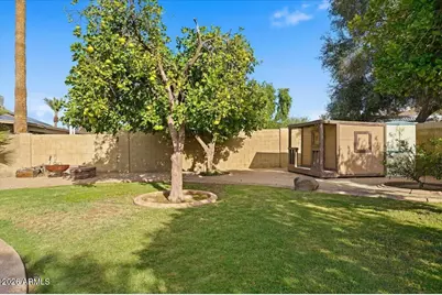 1001 E Aire Libre Avenue, Phoenix, AZ 85022 - Photo 24