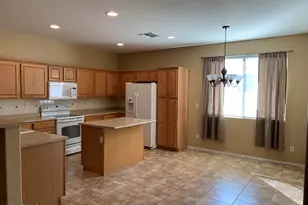 15246 W Jefferson St, Goodyear, AZ 85338 - Photo 2