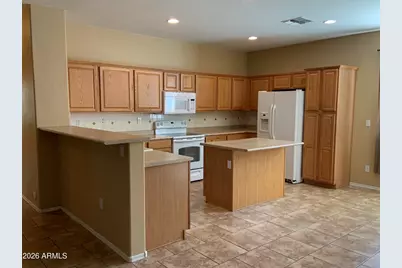 15246 W Jefferson Street, Goodyear, AZ 85338 - Photo 10