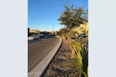 1255 N Arizona Avenue #Unit 1326, Chandler, AZ 85225 - Photo 4