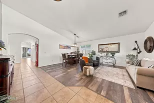 33336 N Sandstone Dr, San Tan Valley, AZ 85143 - Photo 2