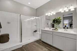 1825 N 43rd Ter, Phoenix, AZ 85008 - Photo 12