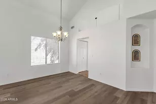 16033 S 17th Ln, Phoenix, AZ 85045 - Photo 10