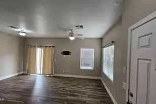 9533 N 82nd Ave, Peoria, AZ 85345 - Photo 4