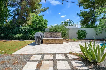 8507 E San Felipe Drive, Scottsdale, AZ 85258 - Photo 4